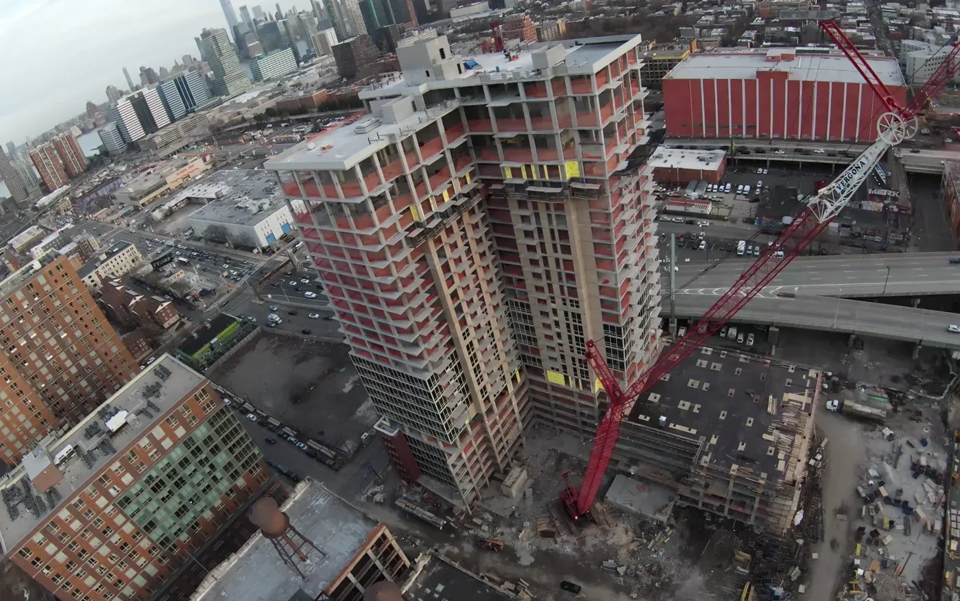 Tower crane over an Aeromark high-rise job