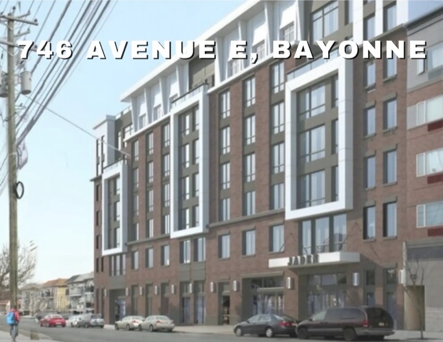 746 Avenue E, Bayonne